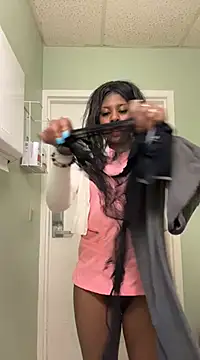 CamGirlLeanna online show from March 5, 3:29 pm