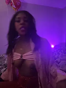 CamGirlLeanna online show from March 7, 8:02 am