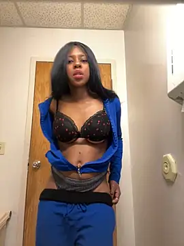 CamGirlLeanna online show from March 8, 3:24 pm