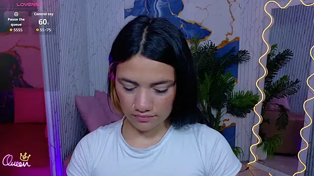 Snapshot of Chiara_tay chatting on July 1, 11:56 am Chiara tay online show from July 1, 11:56 am