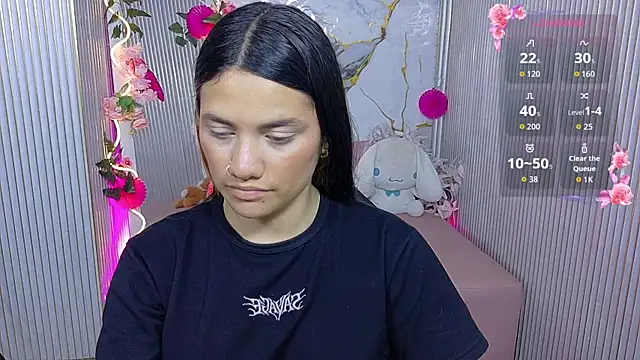 Snapshot of Chiara_tay chatting on July 2, 7:20 pm Chiara tay online show from July 2, 7:20 pm
