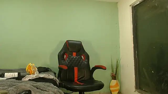 danielitopapuu online show from February 17, 3:03 am