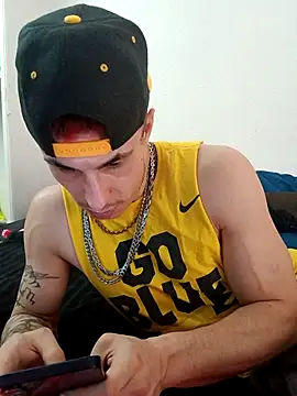 --D-a-D-D-y- online show from March 13, 6:09 am