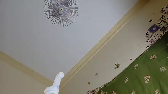 Jacky queen online show from April 8, 6:02 am