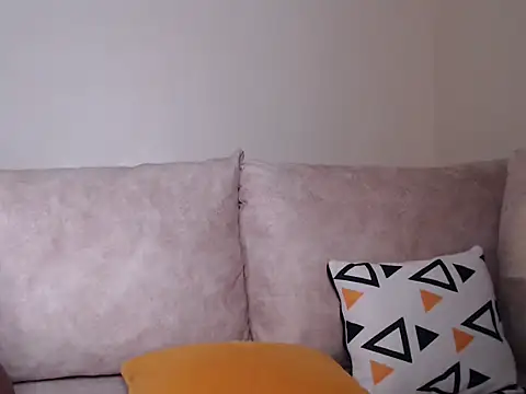 Snapshot of sexxygoldy chatting on May 1, 3:05 pm sexxygoldy online show from May 1, 3:05 pm