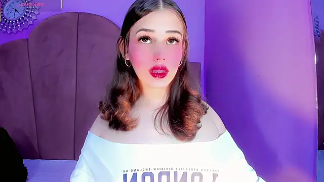 Snapshot of ValeriaAguilar chatting on February 26, 9:36 pm ValeriaAguilar online show from February 26, 9:36 pm