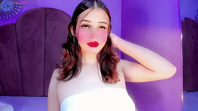 Snapshot of ValeriaAguilar chatting on February 27, 10:10 pm ValeriaAguilar online show from February 27, 10:10 pm