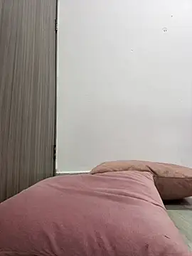 Snapshot of ValeriaAguilar chatting on July 13, 12:02 am ValeriaAguilar online show from July 13, 12:02 am