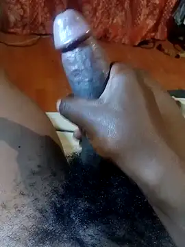 Snapshot of Mr_LowHanger chatting on November 10, 9:36 pm Mr LowHanger online show from November 10, 9:36 pm