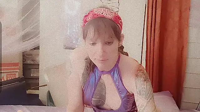 Snapshot of cassiemichellexx chatting on June 8, 1:22 pm cassiemichellexx online show from June 8, 1:22 pm