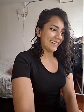 Snapshot of Thaliacooper_ chatting on January 30, 6:21 pm Thaliacooper online show from January 30, 6:21 pm