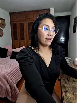 Snapshot of Thaliacooper_ chatting on September 28, 12:16 am Thaliacooper online show from September 28, 12:16 am