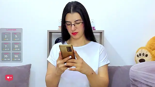 Snapshot of _AllisonSweet_ chatting on April 27, 7:23 pm AllisonSweet online show from April 27, 7:23 pm