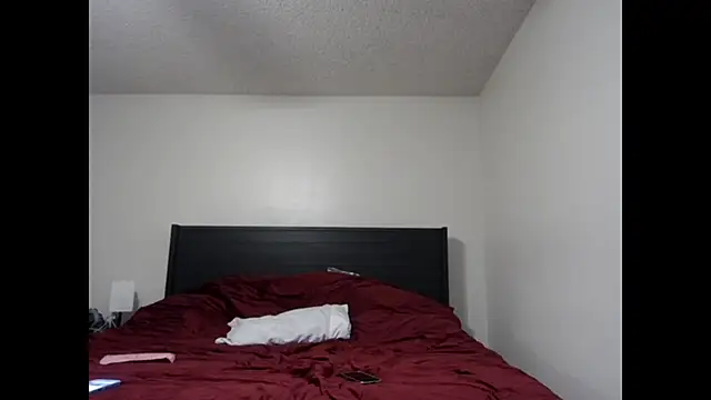 QueenLolaX online show from October 30, 5:42 am