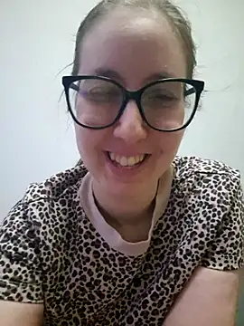 Snapshot of Sarah459 chatting on July 4, 8:15 pm Sarah459 online show from July 4, 8:15 pm