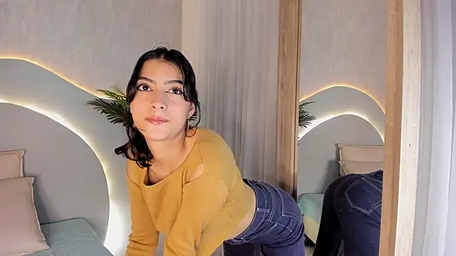 Snapshot of Susana_Sanchez chatting on October 27, 12:42 pm Susana Sanchez online show from October 27, 12:42 pm