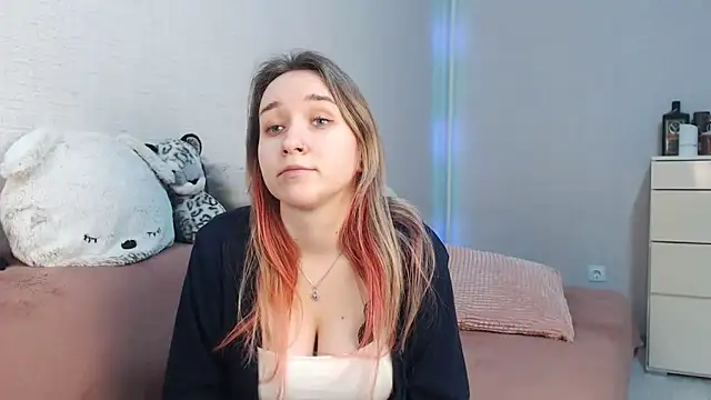 lovely hayley online show from February 11, 9:31 pm