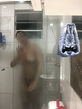 bellinii07 online show from February 24, 4:05 am