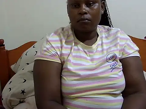 Snapshot of Pretty_lilly02 chatting on October 31, 5:30 am Pretty lilly02 online show from October 31, 5:30 am