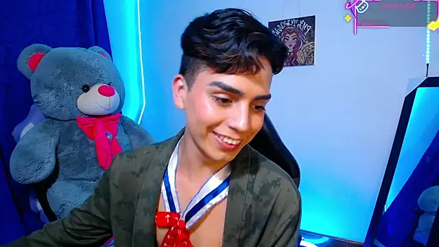 OwenBluee online show from June 3, 6:27 am