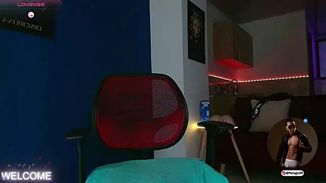 Taylor John online show from November 1, 9:06 pm