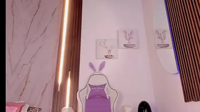 Snapshot of mia_six66 chatting on September 12, 11:32 am mia six66 online show from September 12, 11:32 am