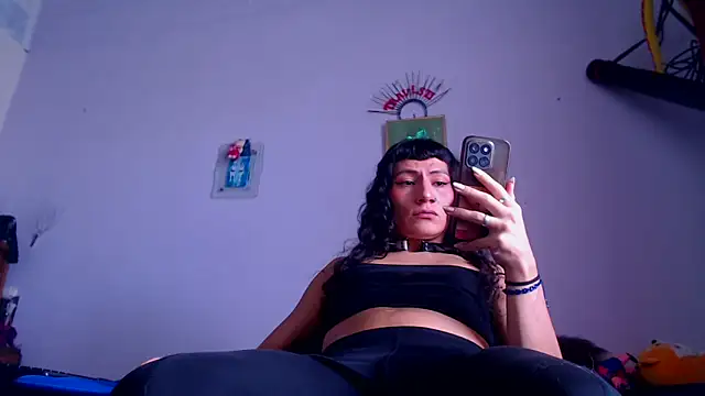 Zafiro subversiva online show from April 2, 3:09 pm