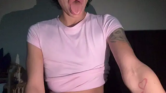 myloveforyouu online show from March 30, 12:28 pm