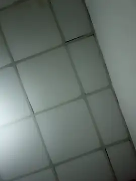 elqtalxxx online show from April 18, 3:32 am