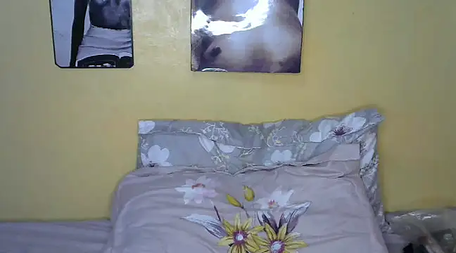 Snapshot of SexyPanker chatting on February 13, 3:35 pm SexyPanker online show from February 13, 3:35 pm