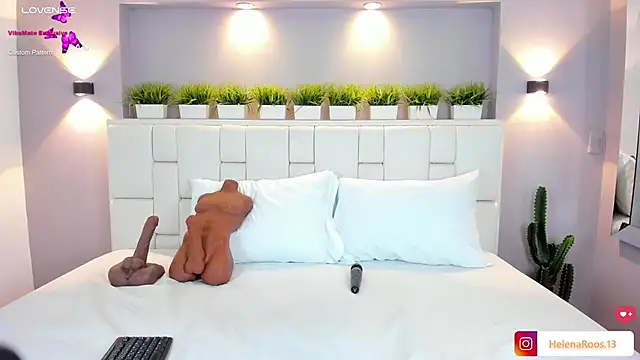 HelenaRoos online show from December 21, 5:20 pm