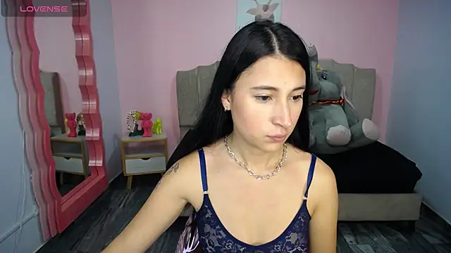 lizzyluk ch online show from February 17, 4:26 pm