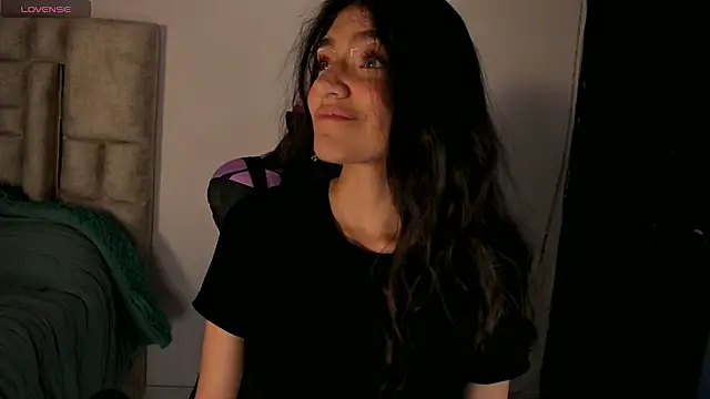 Snapshot of mabel_candy chatting on April 30, 1:56 am mabel candy online show from April 30, 1:56 am