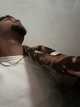 rayyymack online show from January 1, 5:00 pm