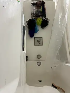 rayyymack online show from October 2, 6:15 pm