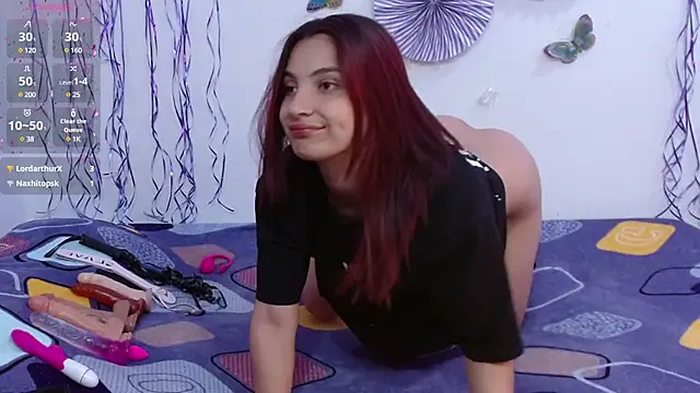 Snapshot of valen_natasha chatting on December 17, 1:29 am valen natasha online show from December 17, 1:29 am