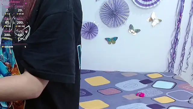 Snapshot of valen_natasha chatting on March 8, 1:28 am valen natasha online show from March 8, 1:28 am