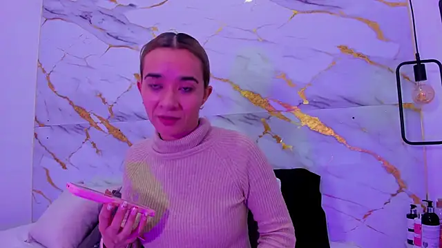 Snapshot of penelope_handaos chatting on February 1, 4:35 am penelope handaos online show from February 1, 4:35 am