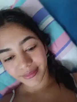 Snapshot of azzahara069 chatting on May 23, 8:46 pm azzahara069 online show from May 23, 8:46 pm