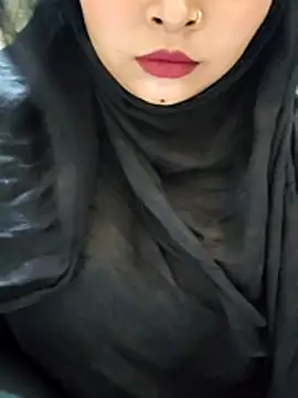 Snapshot of Indian-Nazia chatting on April 19, 6:54 pm Indian-Nazia online show from April 19, 6:54 pm