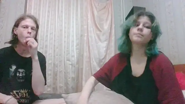 Snapshot of Crystal_Love_Porn chatting on December 25, 9:33 pm Crystal Love Porn online show from December 25, 9:33 pm