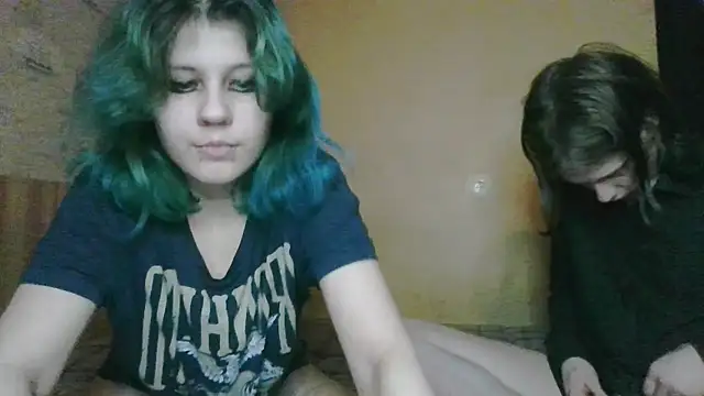 Snapshot of Crystal_Love_Porn chatting on January 14, 12:00 am Crystal Love Porn online show from January 14, 12:00 am