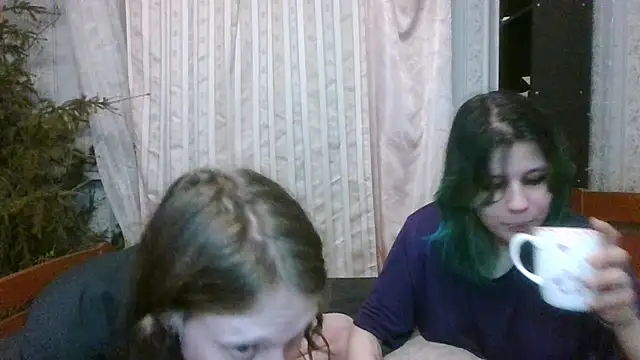 Snapshot of Crystal_Love_Porn chatting on January 23, 1:41 am Crystal Love Porn online show from January 23, 1:41 am