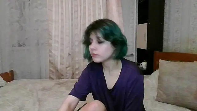 Snapshot of Crystal_Love_Porn chatting on January 29, 2:40 am Crystal Love Porn online show from January 29, 2:40 am