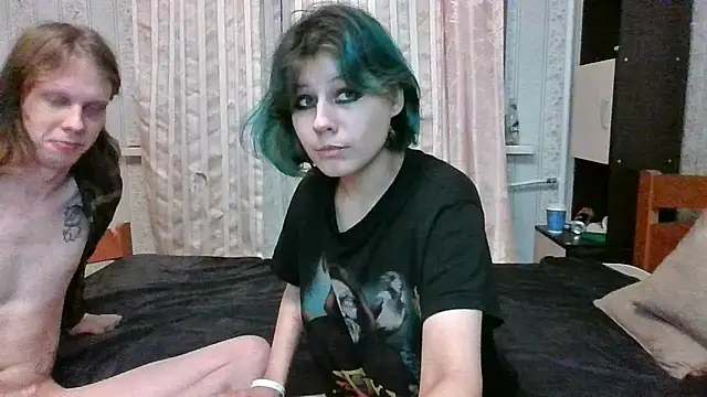 Snapshot of Crystal_Love_Porn chatting on February 2, 5:42 am Crystal Love Porn online show from February 2, 5:42 am