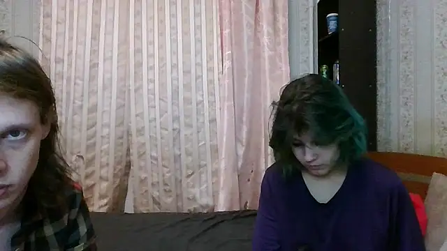 Snapshot of Crystal_Love_Porn chatting on February 4, 3:44 am Crystal Love Porn online show from February 4, 3:44 am