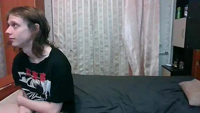 Snapshot of Crystal_Love_Porn chatting on February 7, 8:53 pm Crystal Love Porn online show from February 7, 8:53 pm