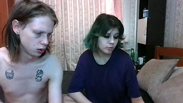 Snapshot of Crystal_Love_Porn chatting on February 21, 8:51 am Crystal Love Porn online show from February 21, 8:51 am