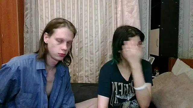 Snapshot of Crystal_Love_Porn chatting on February 22, 9:15 pm Crystal Love Porn online show from February 22, 9:15 pm