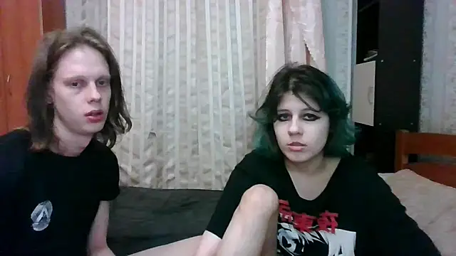 Snapshot of Crystal_Love_Porn chatting on March 8, 6:37 pm Crystal Love Porn online show from March 8, 6:37 pm